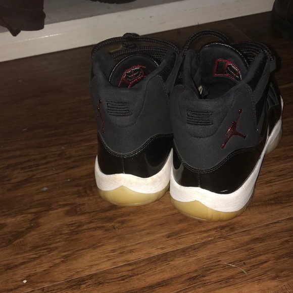 Jordan 11 - Picture 6 of 7